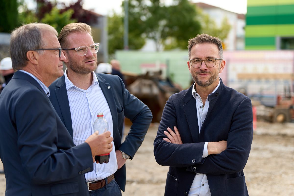 Gäste beim Spatenstich-Event in Rheinfelden
