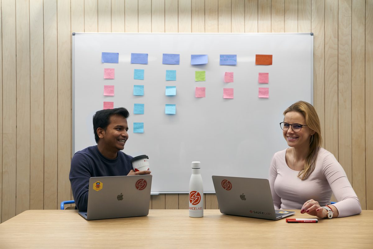 SauceLabs · Co-Working-Interior WeWork Stralauer Allee, Pendelleuchten