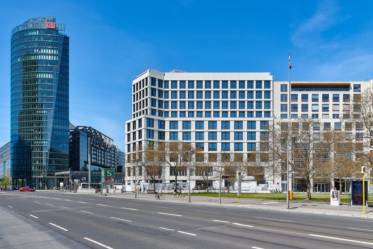 TRION · Städtebaulicher Kontext, Leipziger Platz mit DB-Tower und umgebendem Ensemble